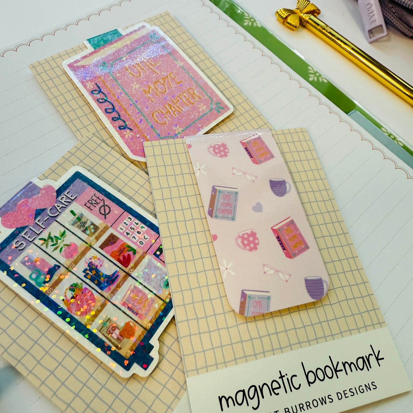 Magnetic Bookmark: Books and Mugs