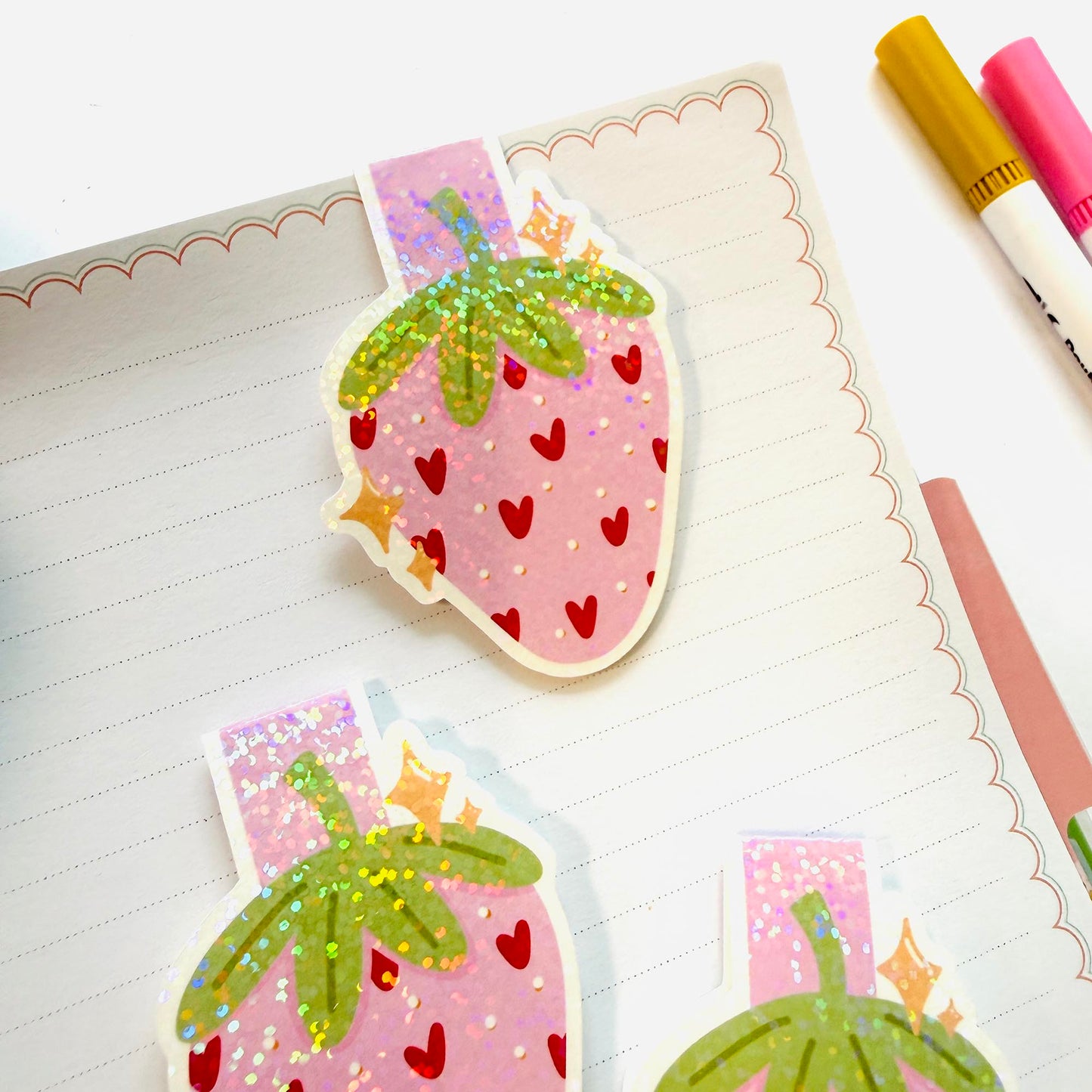 Magnetic Bookmark: Strawberry Pink