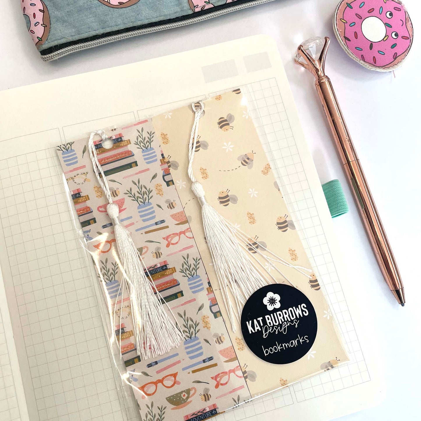 Bookmark: Set of 2 Busy Bees