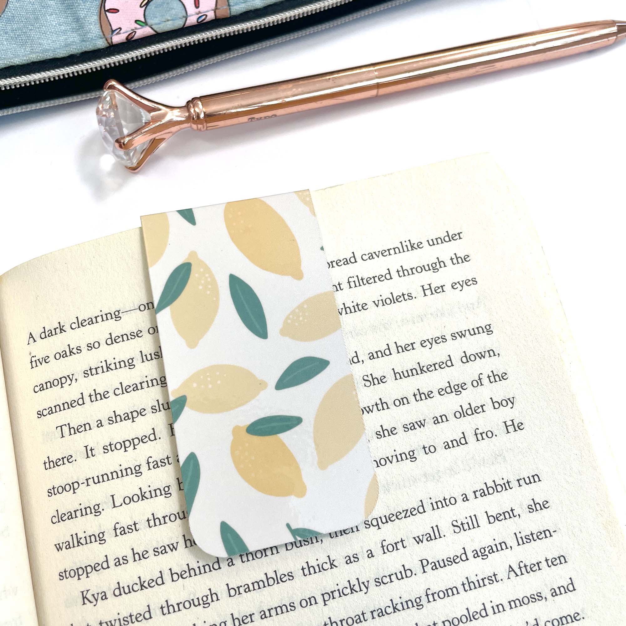 Magnetic Bookmark: Lemons