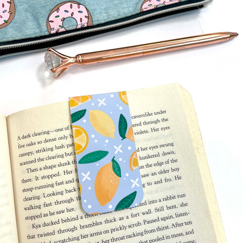 Magnetic Bookmark: Lemons on Blue
