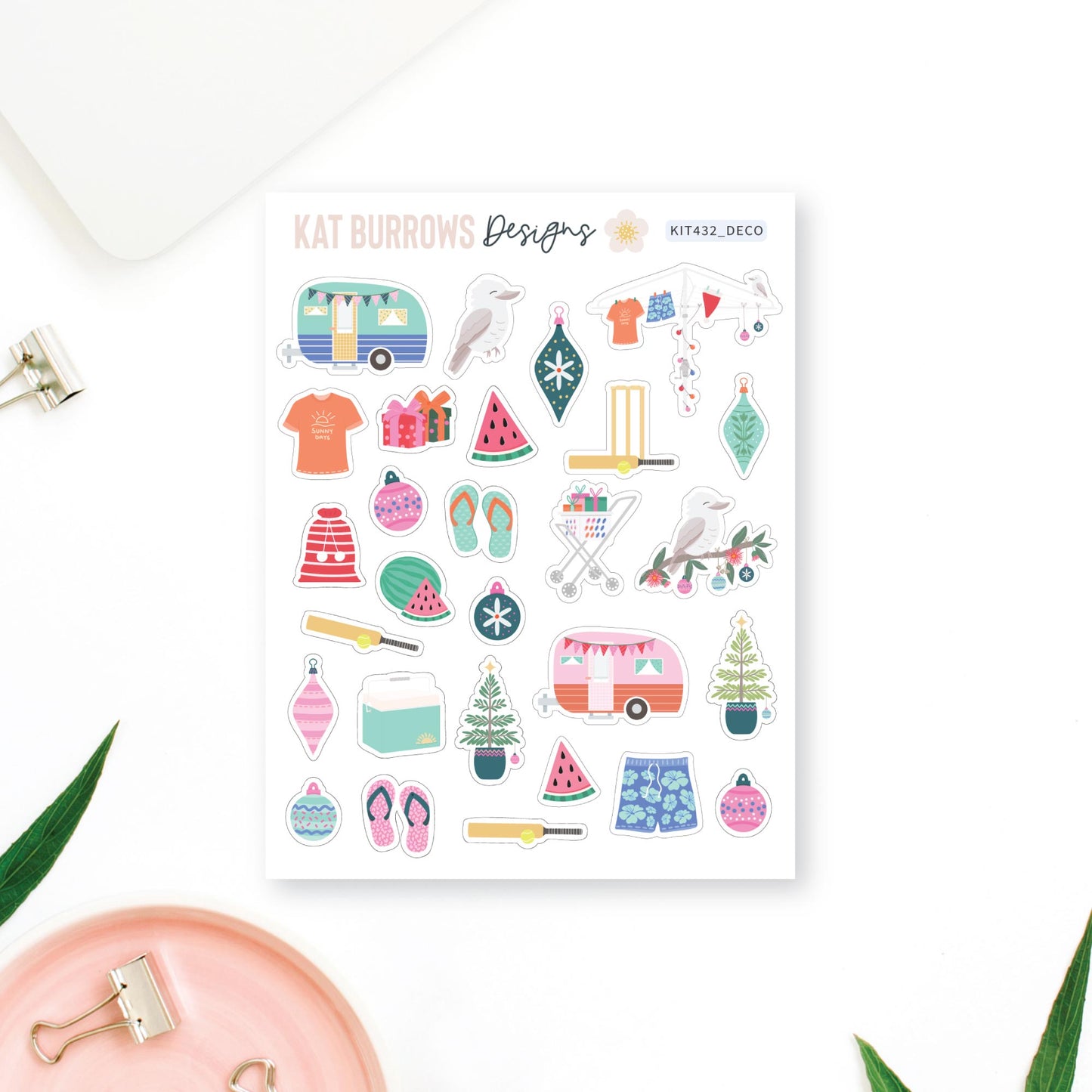 Deco: Christmas in Summer