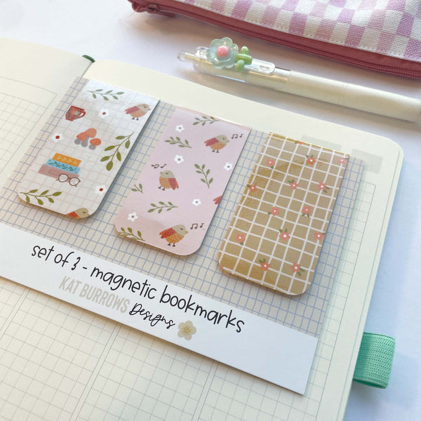 Magnetic Bookmark: Set of 3 Little Library Items
