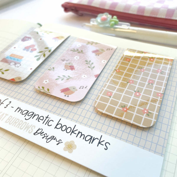 Magnetic Bookmark: Set of 3 Little Library Items