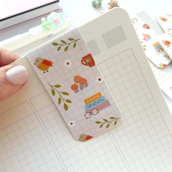 Magnetic Bookmark: Little Library Items